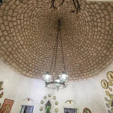 Trullo Ebe Villa *